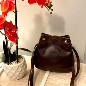 Bottega Veneta Authentic Classic Marco Polo Pebble Brown Leather Shoulder Bag